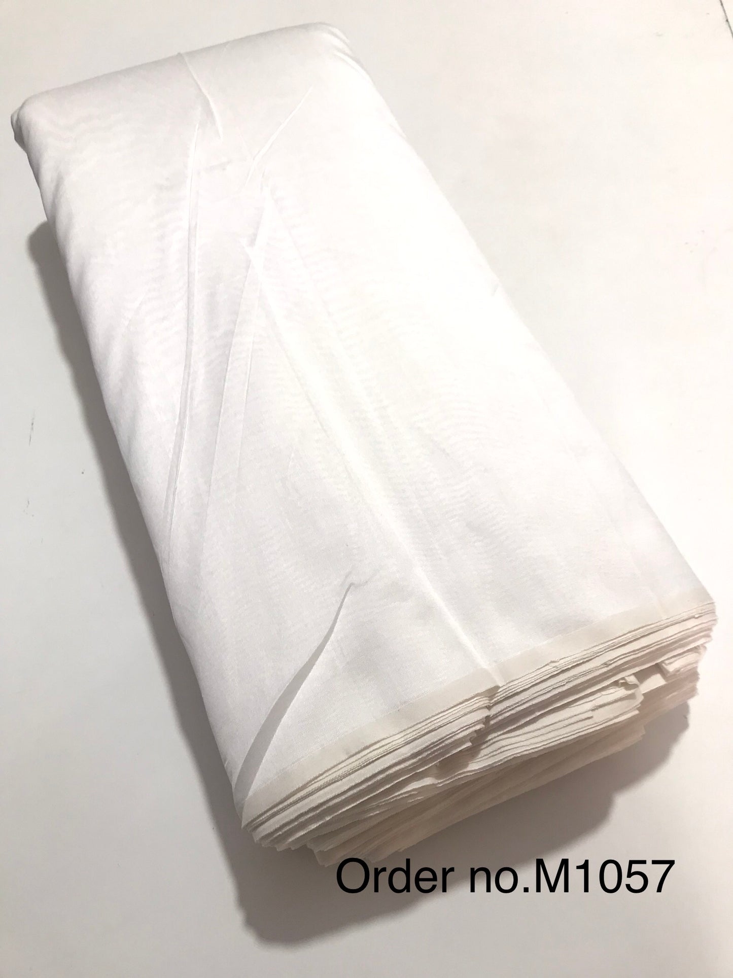 White Chanderi silk 70gm width 44”
