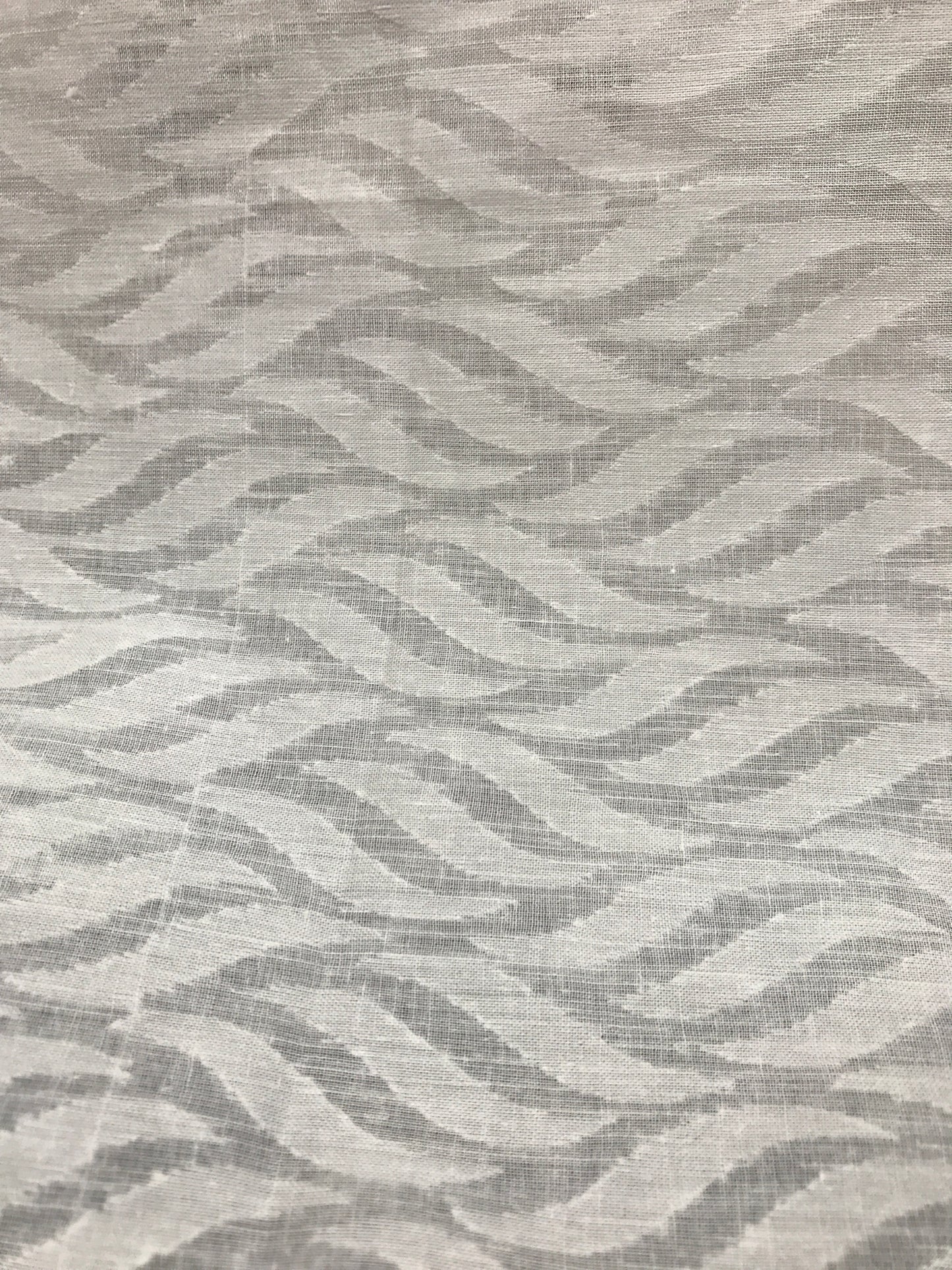 Slant leaf CJF-009