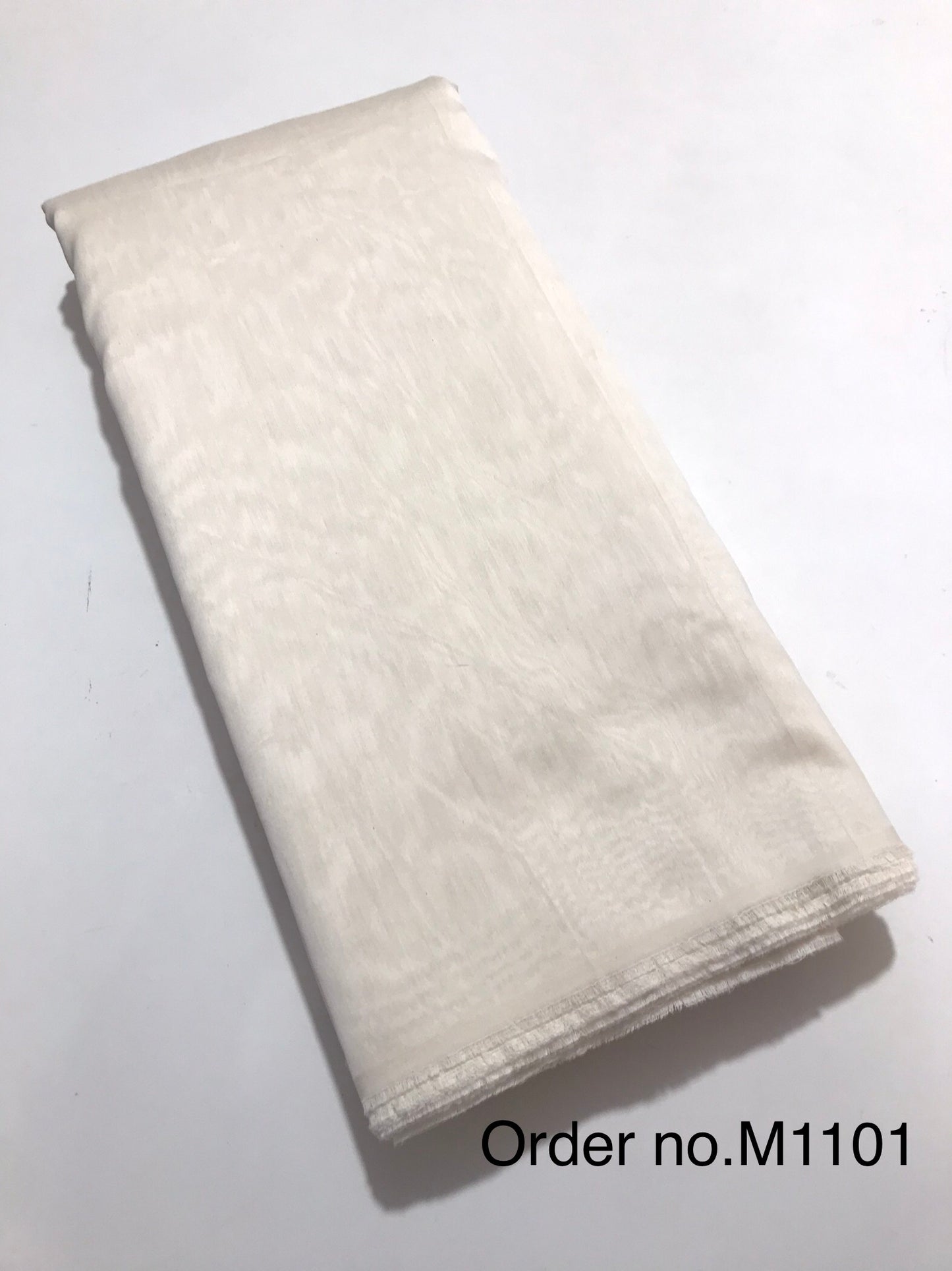 Chanderi silk 70gm width 44”