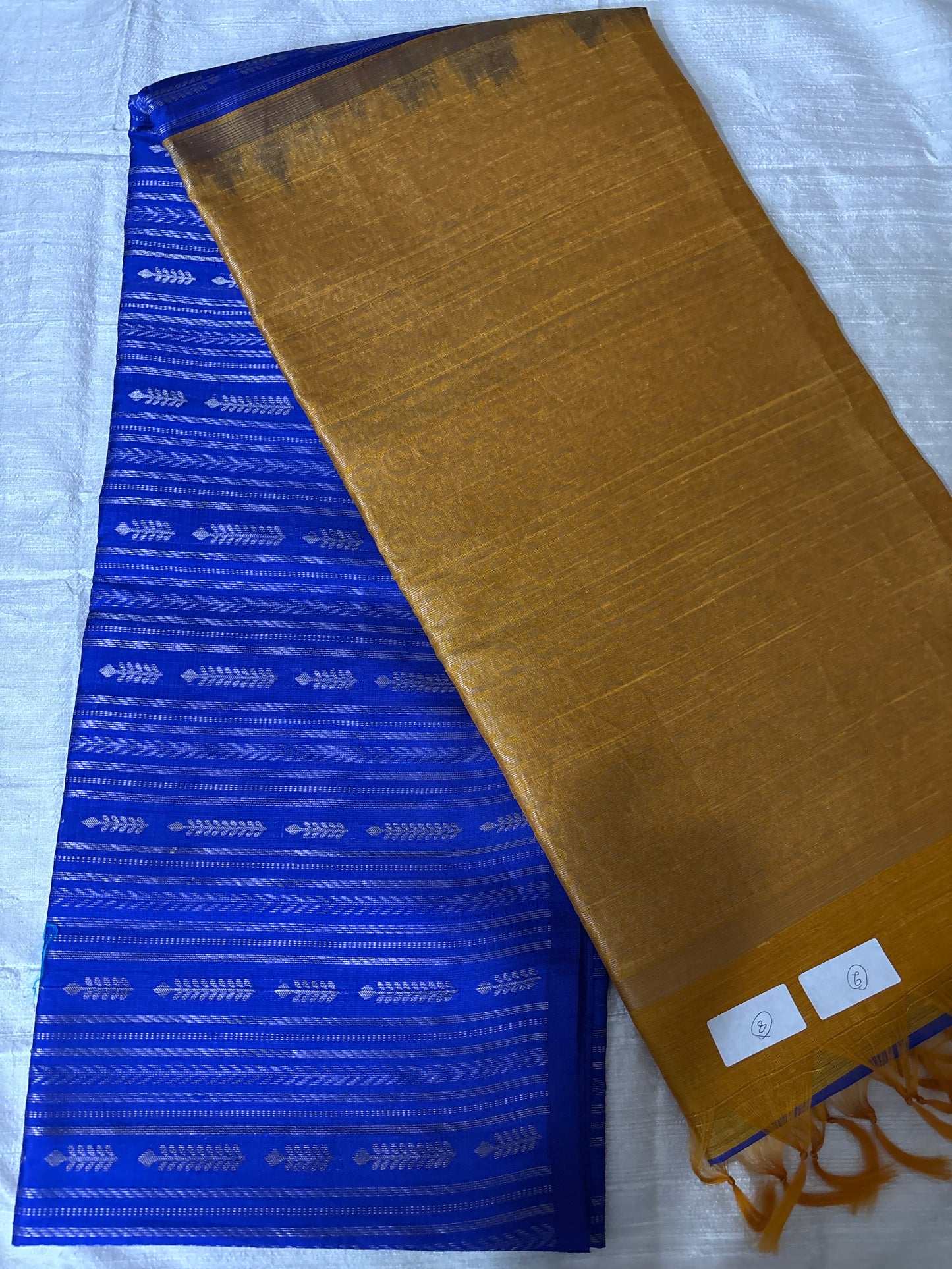 Raw silk saree 4