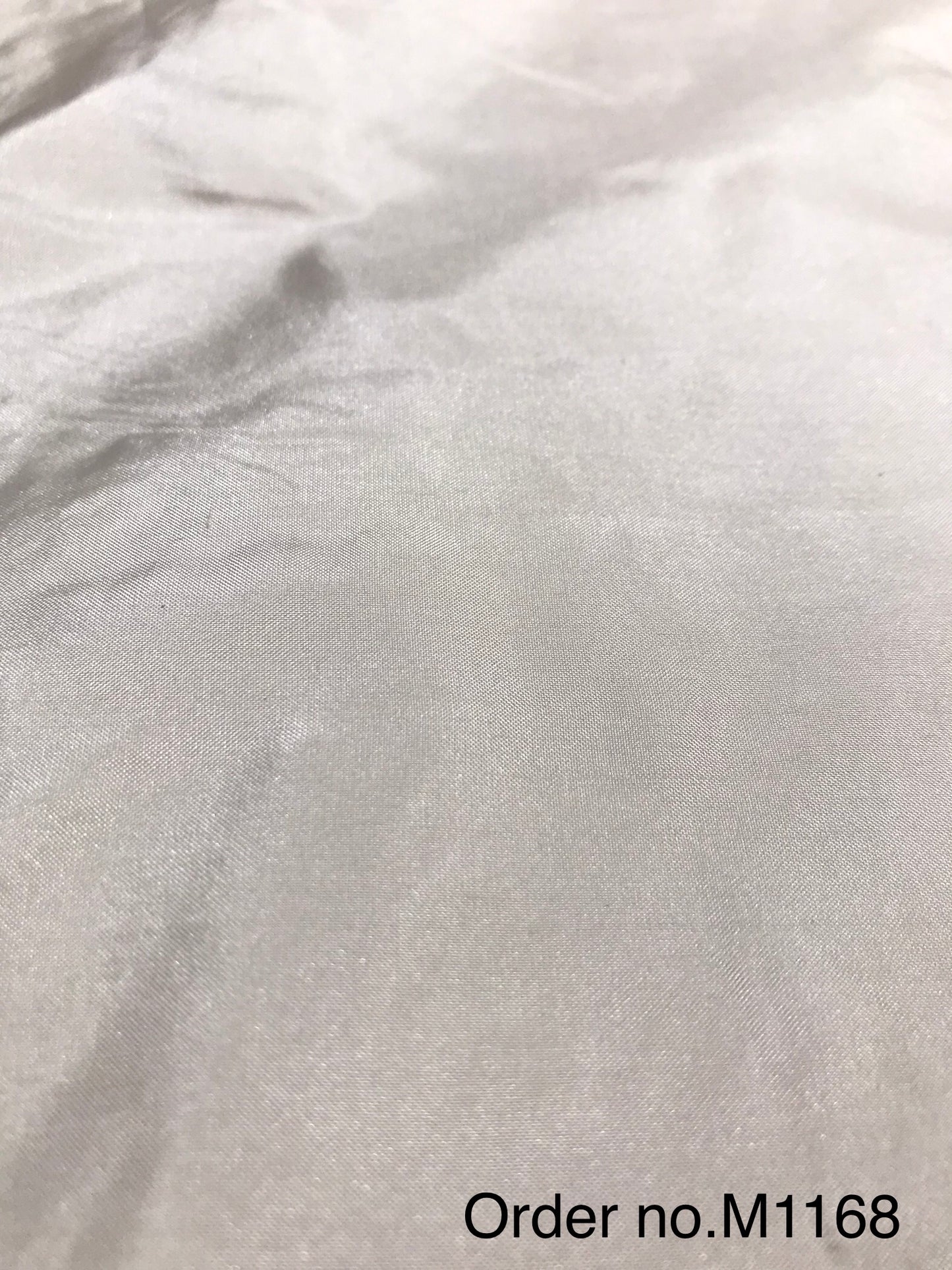 Plain silk 60gm width 44”
